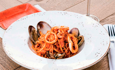 Deniz mahsullü linguini