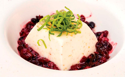 Lime soslu panna cotta